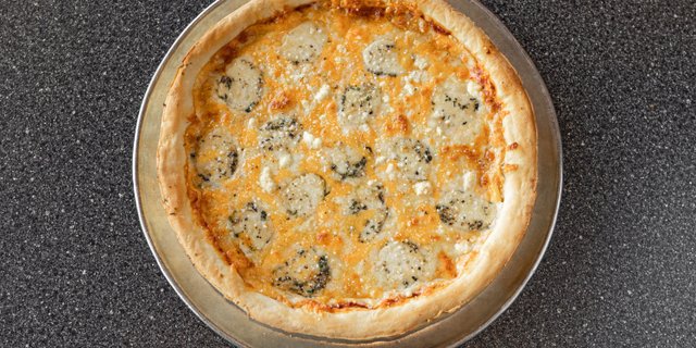 Cheese Deluxe Pizza
