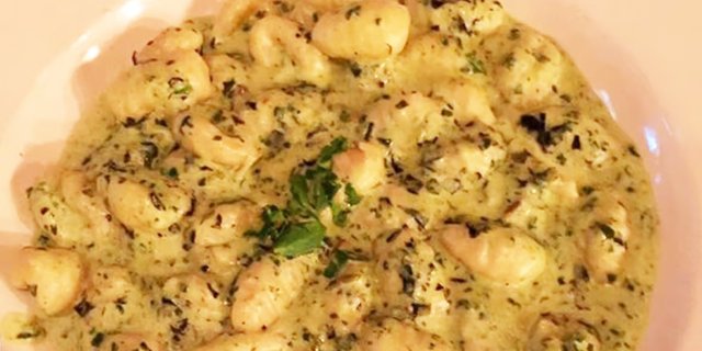 Pasta w/ Pesto Sauce