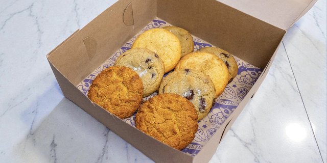 Assorted Cookie Tray