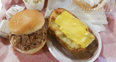 Red Pig Bar B Q