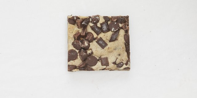 Gooey Chocolate Chip Bar
