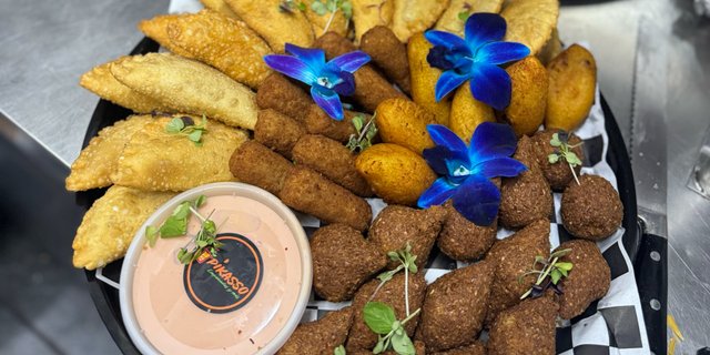 BYO 25-Piece Picadera