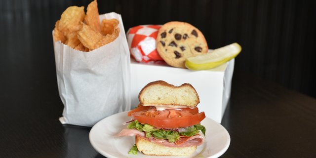Sicilian Hoagie Boxed Lunch