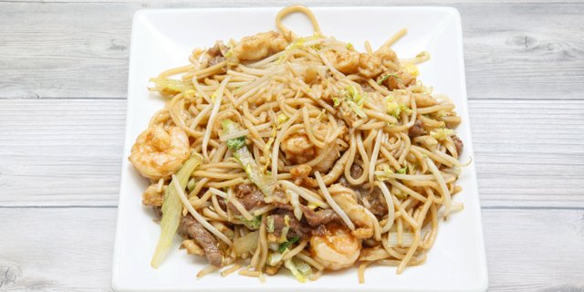 Three Flavors Chow Mein