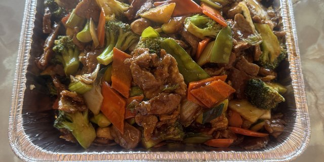 Beef w/ Mixed Vegetables Tray