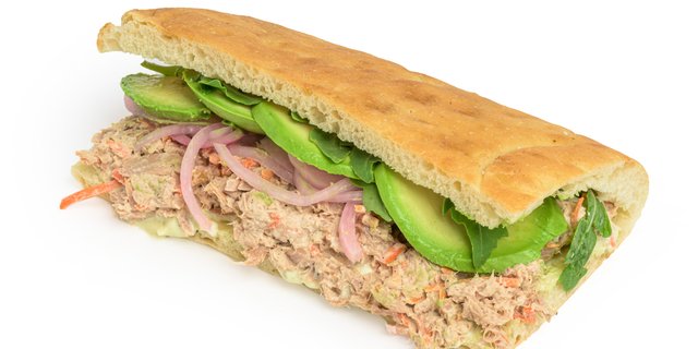 Tuna Cado Sandwich
