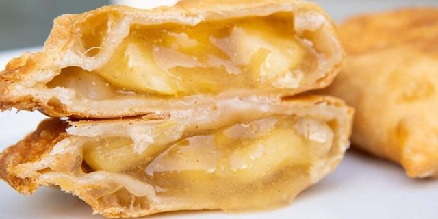 Apple Mini Empanadas (25 Pieces)