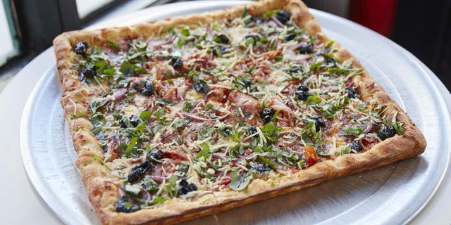 Calabrese Pizza