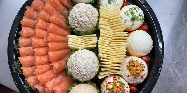 Gluten-Free Special Lox Platter