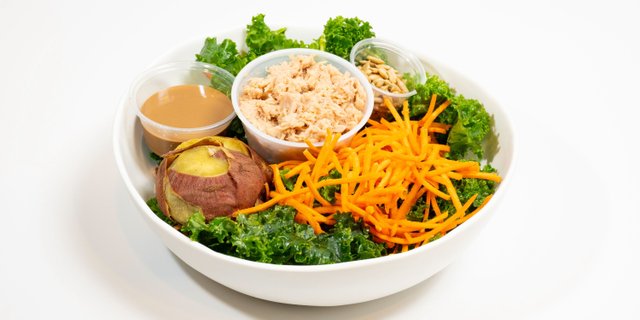 Kale Tuna Chopped Salad