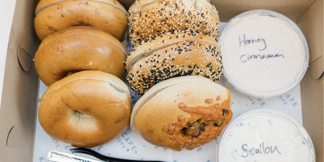 Boxed Half Dozen Bagels