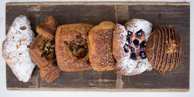 Sweet Croissant Box