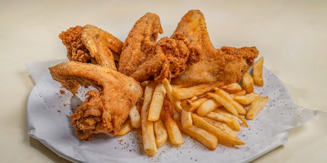 Whole Chicken Wings Dinner