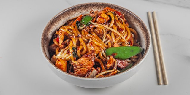 Drunken Noodles