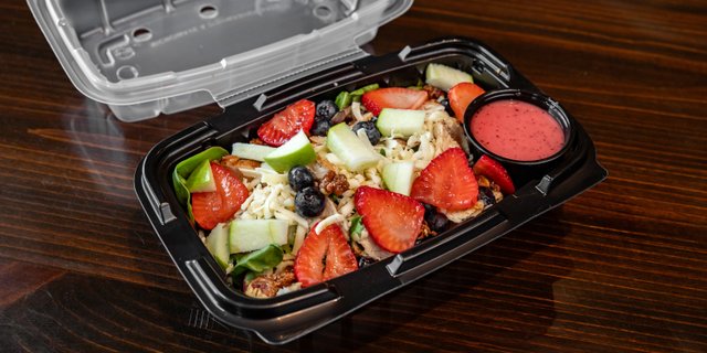 Gluten-Free Chicken Berry Salad Boxed Lunch
