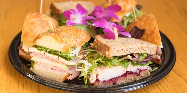 Custom Signature Sandwich Tray