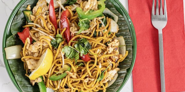 Spicy Noodles w/ Chow Mein