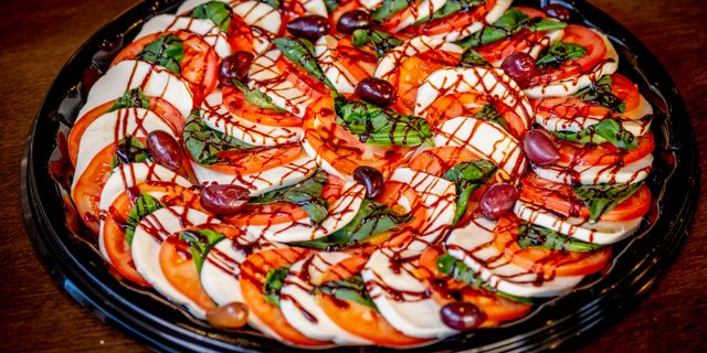 Fresh Mozzarella Tray