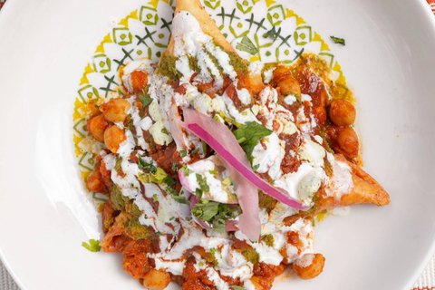Chana Smothered Samosa