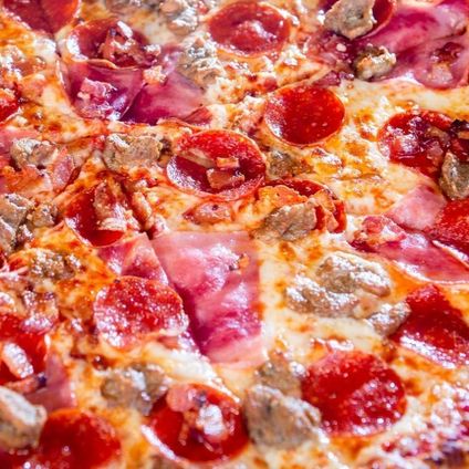 14" I Love Meat Pizza
