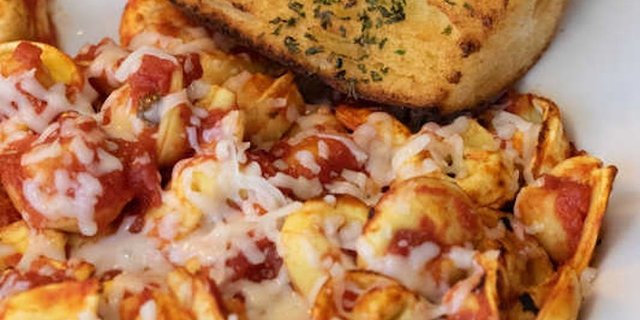Tortellini Marinara