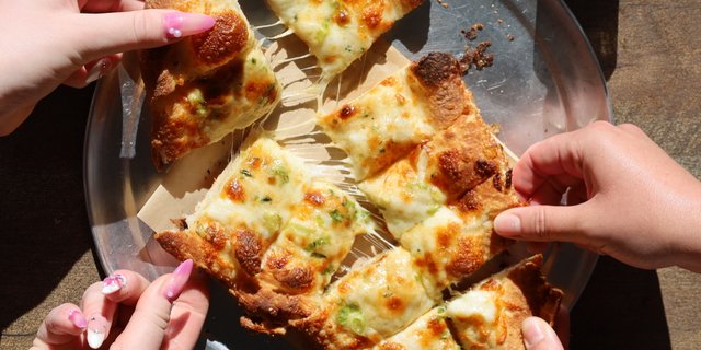 Ultimate Garlic Bread