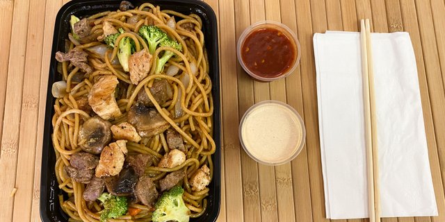 Steak & Chicken w/ Noodles