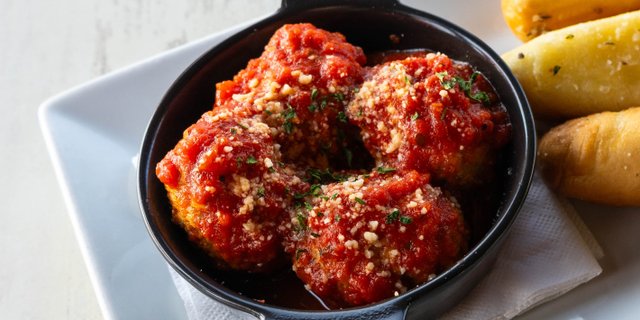 Meatballs Marinara
