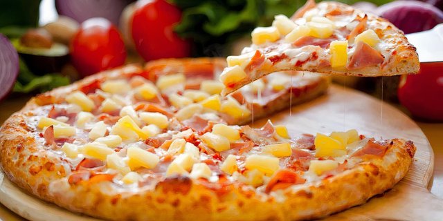Hawaiian Pizza
