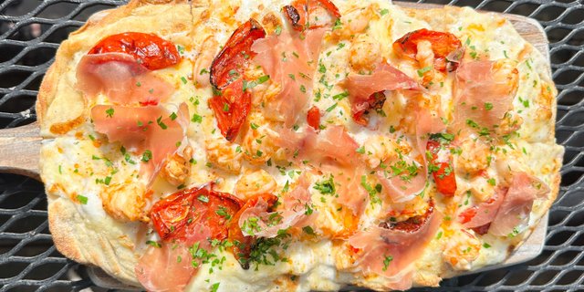 Calabrian Shrimp Pinsa