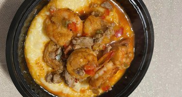 Ma'ama Tee's Cookin & Catering