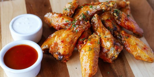 Mango-Habañero Chicken Wings