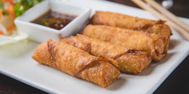 Vegetarian Egg Roll Tray