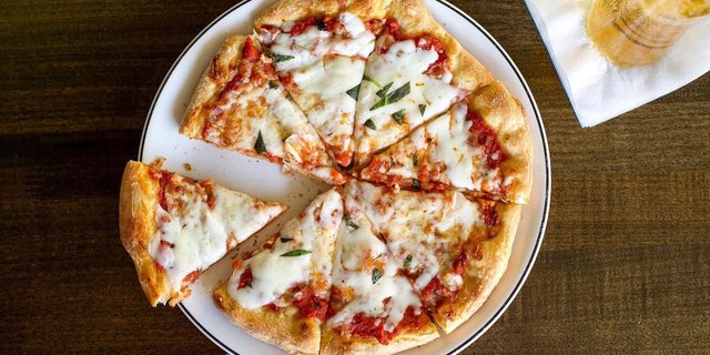 Cheese Pizza