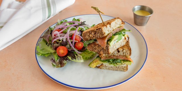 Smoked Salmon Sandwich Tray