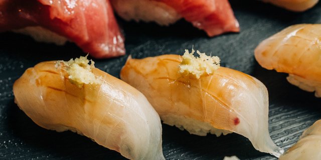 30-Piece D-Luxe Nigiri