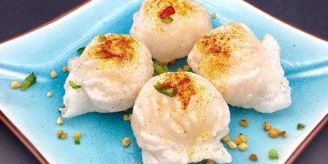 Deep-Fried Shrimp Dumplings W/ Garlic