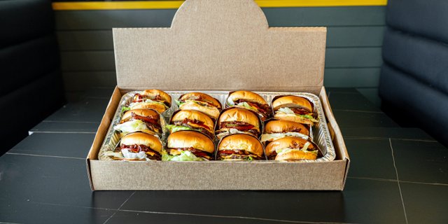 Deluxe Burger Box