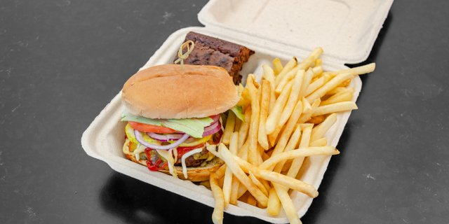 Cheeseburger & Fries Boxed Lunch