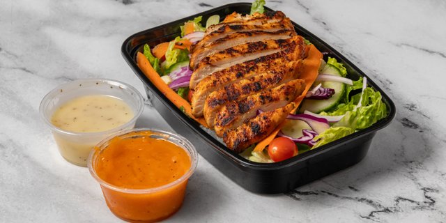 Salad w/ Grilled Chicken