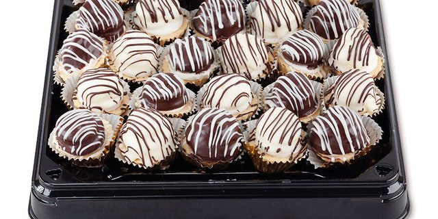 Petite Cannoli Kisses & Chocolate Tarts