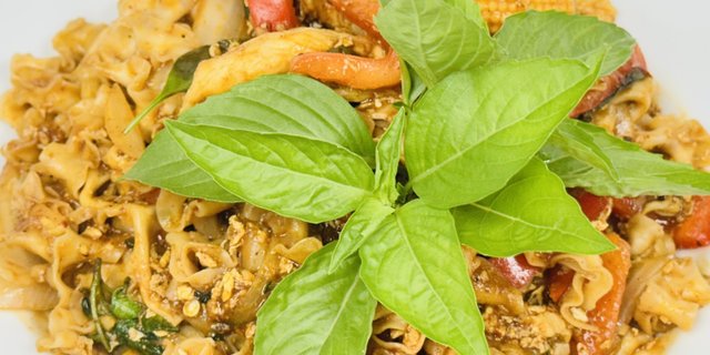 Green Curry Noodle Str-fry