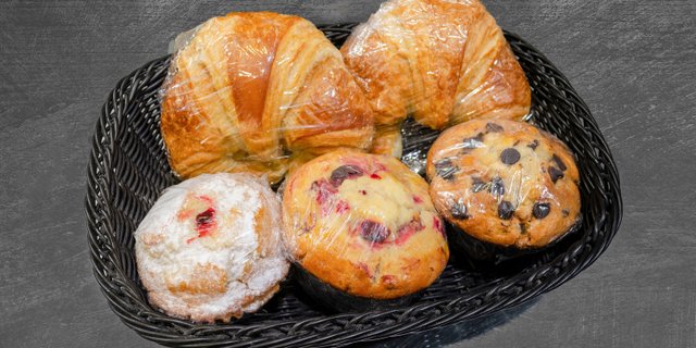 Assorted Bagels, Muffins & Pastries