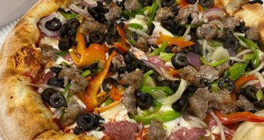 Toto's Pizzeria & Restaurant