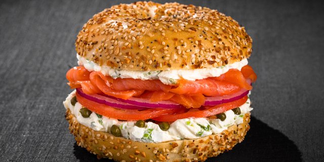 Manhattan Lox Special