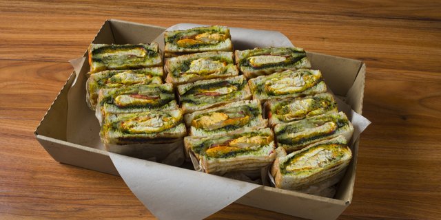 Chicken Pesto Panini Tray