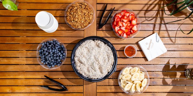 Build-Your-Own Overnight Oats Bar