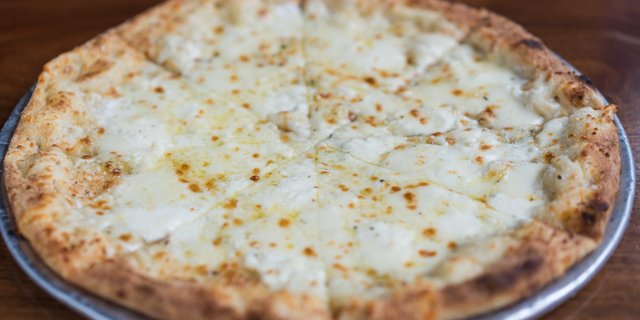 The Bianca Pizza