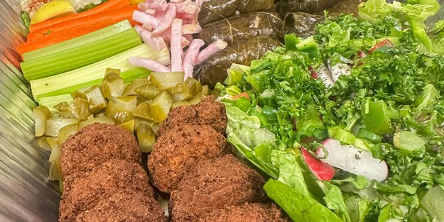Grape Leaves & Falafel Combo