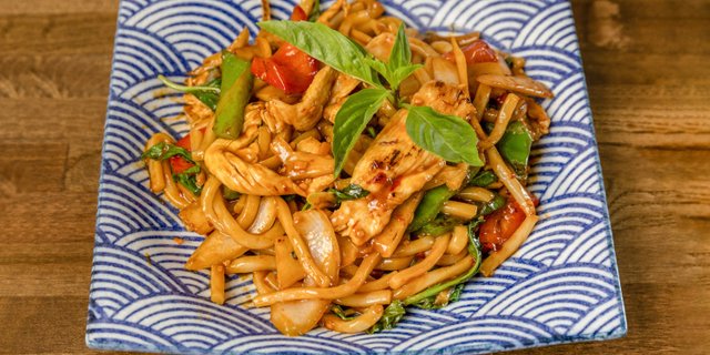 Hot Crazy Noodle (Drunken Noodle)